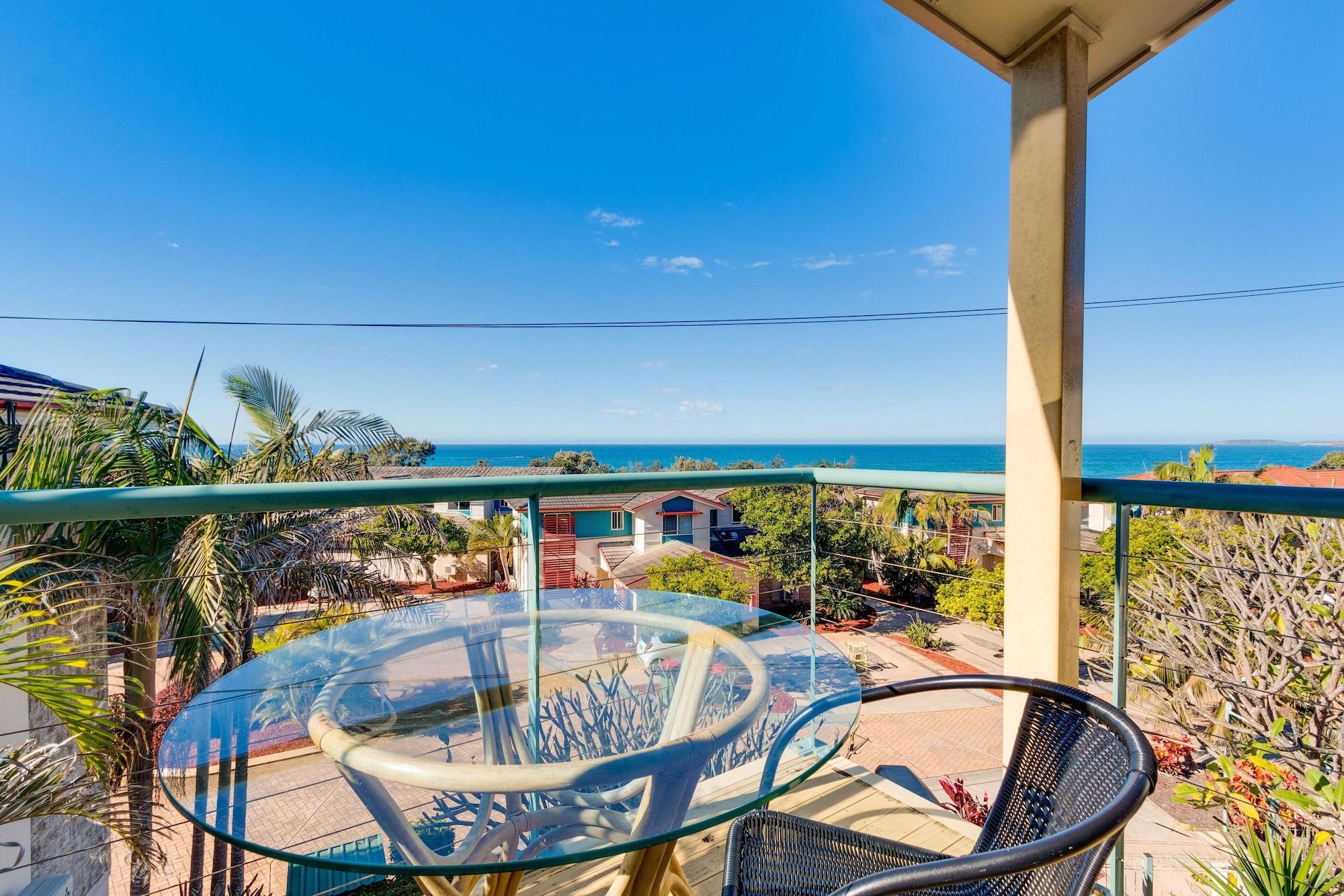 Aqualuna Beach Resort Sapphire Beach Exterior photo